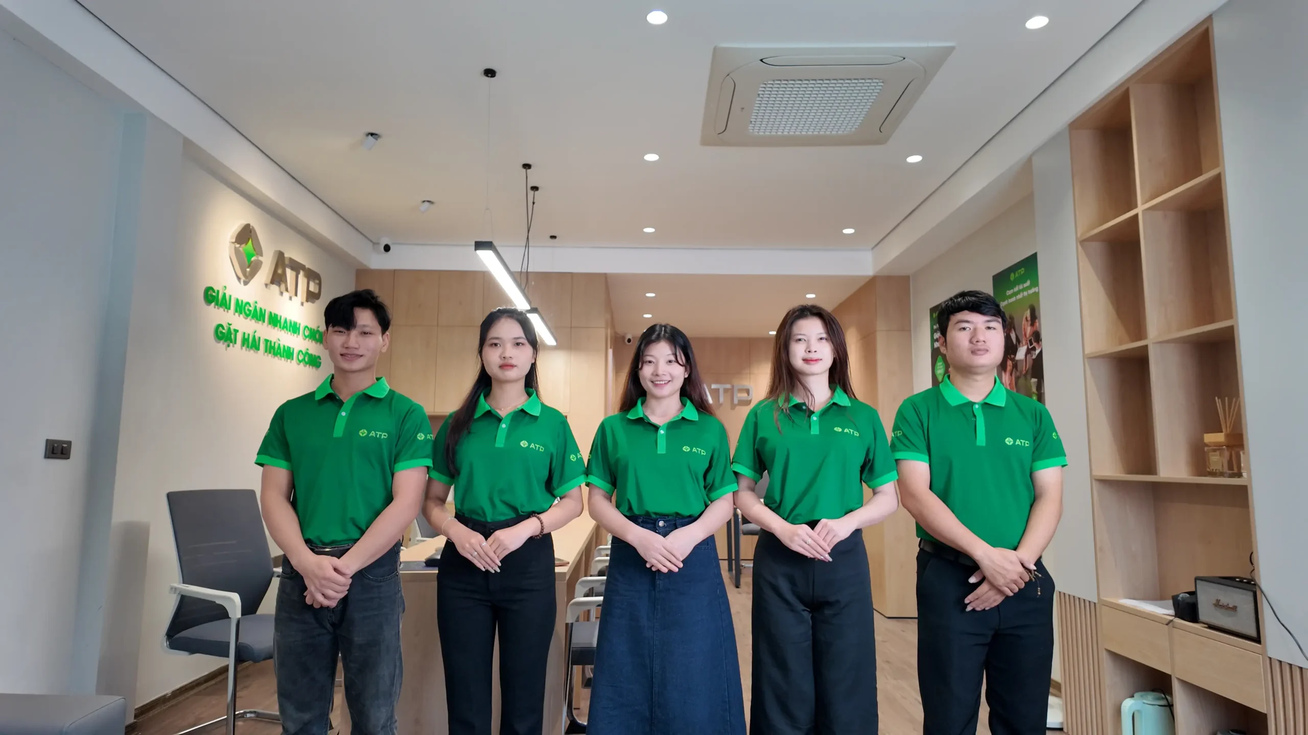 Môi trường trẻ trung, chuyên nghiệp